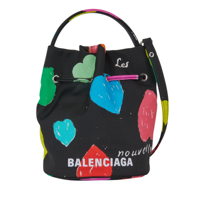 Hearts Print XS Bucket Bag, front view